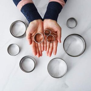 Beyond 280 Round Stainless Steel Big to Small Mini Circle Cookie Cutters for One-Bite Cookies, Cake Decor, Fondant Biscuit (12 Circles)