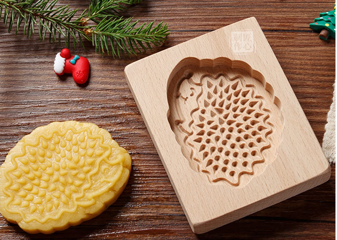 Carved Wooden Cookie Mold Kitchen Cookie Cutter Gingerbread, Cookie Stamp Molds for Springerle, Tragacanth, Marzipan, Russian Pryanik, Gingerbread, Lebkuchen and Tirggel (hedgehog)