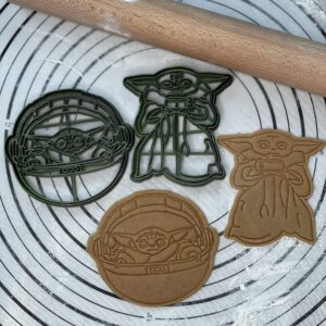 Premium Star Wars Set of 2 Baby Yoda Grogu Cookie Cutter’s & Molds 4.5" Produced by 3D Kitchen Art