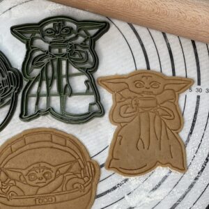 Premium Star Wars Set of 2 Baby Yoda Grogu Cookie Cutter’s & Molds 4.5" Produced by 3D Kitchen Art