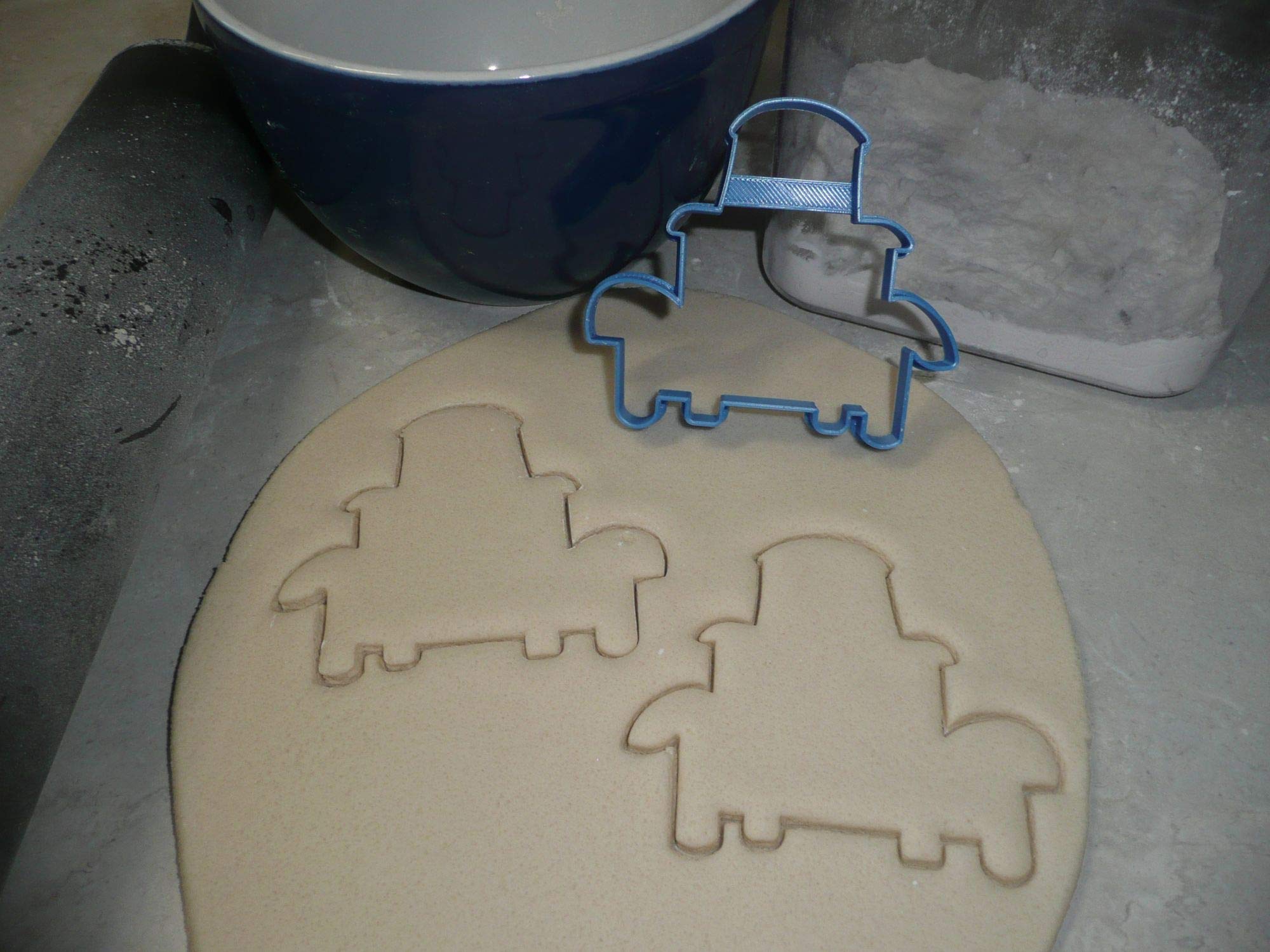 LITTLE BLUE TRUCK FARM VEHICLE CHILDRENS BOOK OUTLINE COOKIE CUTTER MADE IN USA PR3384