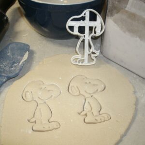 INSPIRED BY SNOOPY PET BEAGLE COMICS CARTOON CHARACTER COOKIE CUTTER BAKING TOOL MADE IN USA PR615