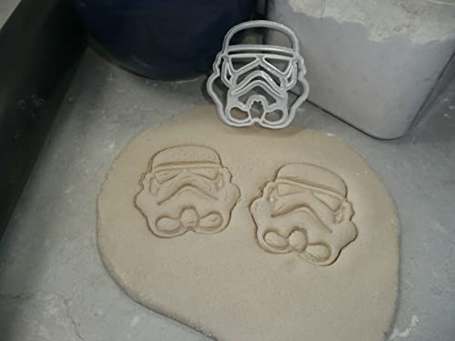 STORM TROOPER HELMET STAR WARS THEMED COOKIE CUTTER MADE IN USA PR545