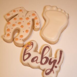 BABY SHOWER SPRINKLE COOKIE CUTTERS Baby Welcome Home Special Occasion Celebration Footie Pajamas With Cursive Word Handwriting And Infant Footprint Cookie Cutters (3 pack)