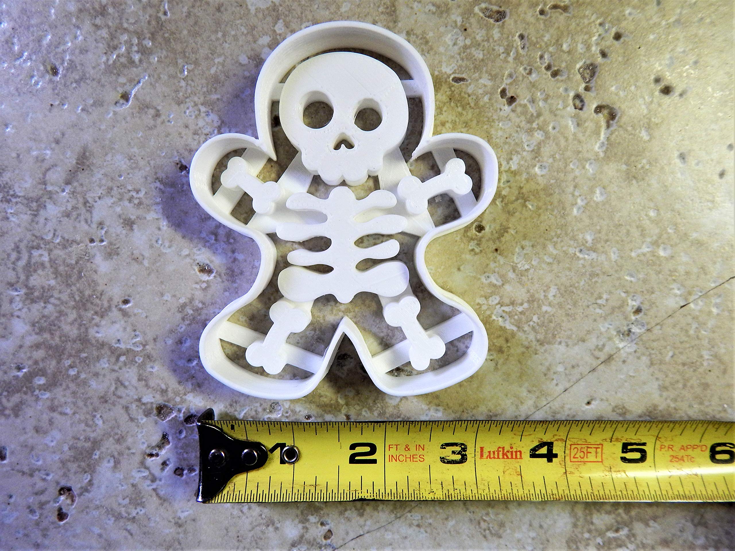 GINGERBREAD SKELETON MAN BODY BONES HALLOWEEN COOKIE CUTTER MADE IN USA PR113