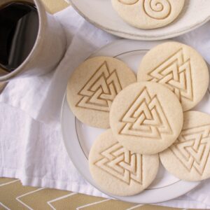 Nordic Runes - Valknut cookie cutter, 1 piece - Bakerlogy