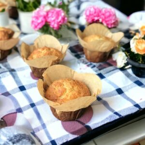 The Baker Celebrations Natural Paper Lotus Crown Baking Cup Cupcake Muffin Liners Cups; Made in Canada (100)