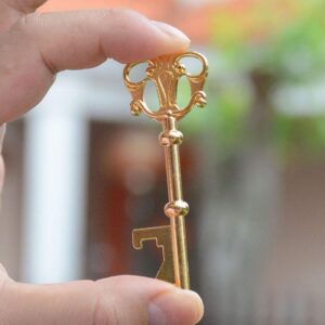 50 Pcs Gold Skeleton Key Beer Bottle Opener With 100 Pcs Thank You Card and 98 Feet Hemp Rope for Wedding Party Favors (50pcs Gold)