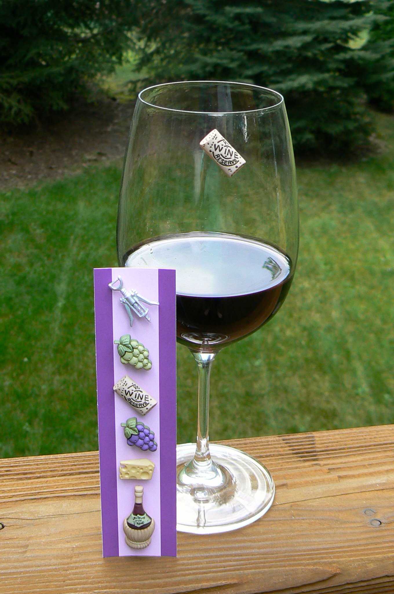 Magnetic Wine Glass Charms, Set of 6 Fun Magnetic Wine Theme Drink Markers and Tags