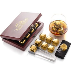 𝗕𝗘𝗦𝗧 𝗚𝗜𝗙𝗧: Amerigo Gold Stainless Steel Whiskey Stones Gift Set in Beautiful Wooden Box - Reusable Ice Cubes for Drinks - Bar Accessories - Whisky Gifts for Men - Chilling Rocks + Ice Tongs