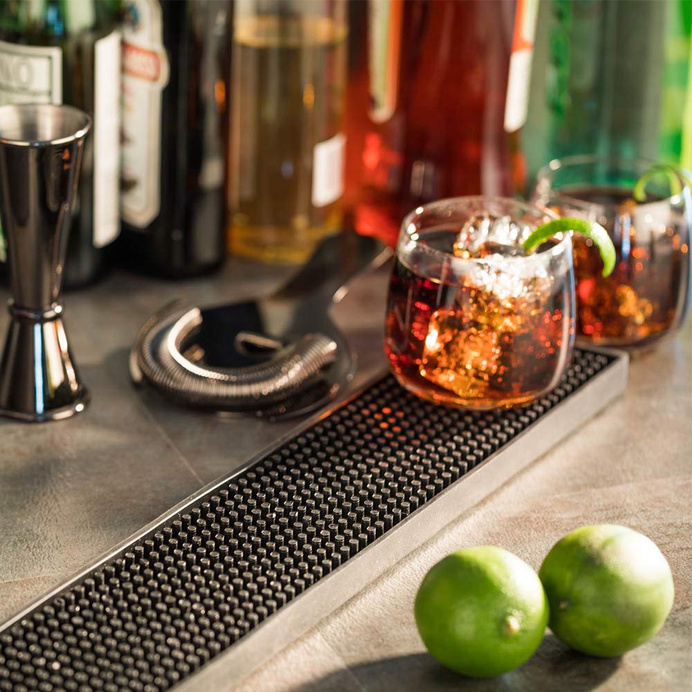Restaurantware Bar Lux 23.8 Inch x 3.3 Inch Bar Spill Mat, 1 Non Slip Bar Service Mat - Durable, No Spill, Black Rubber Bartender Mat, For Cocktails Or Drinks