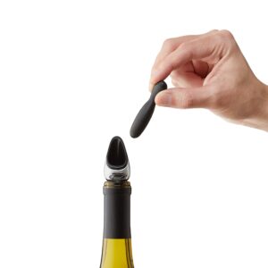 Rabbit Wine Pourer with Stopper, One Size, Black