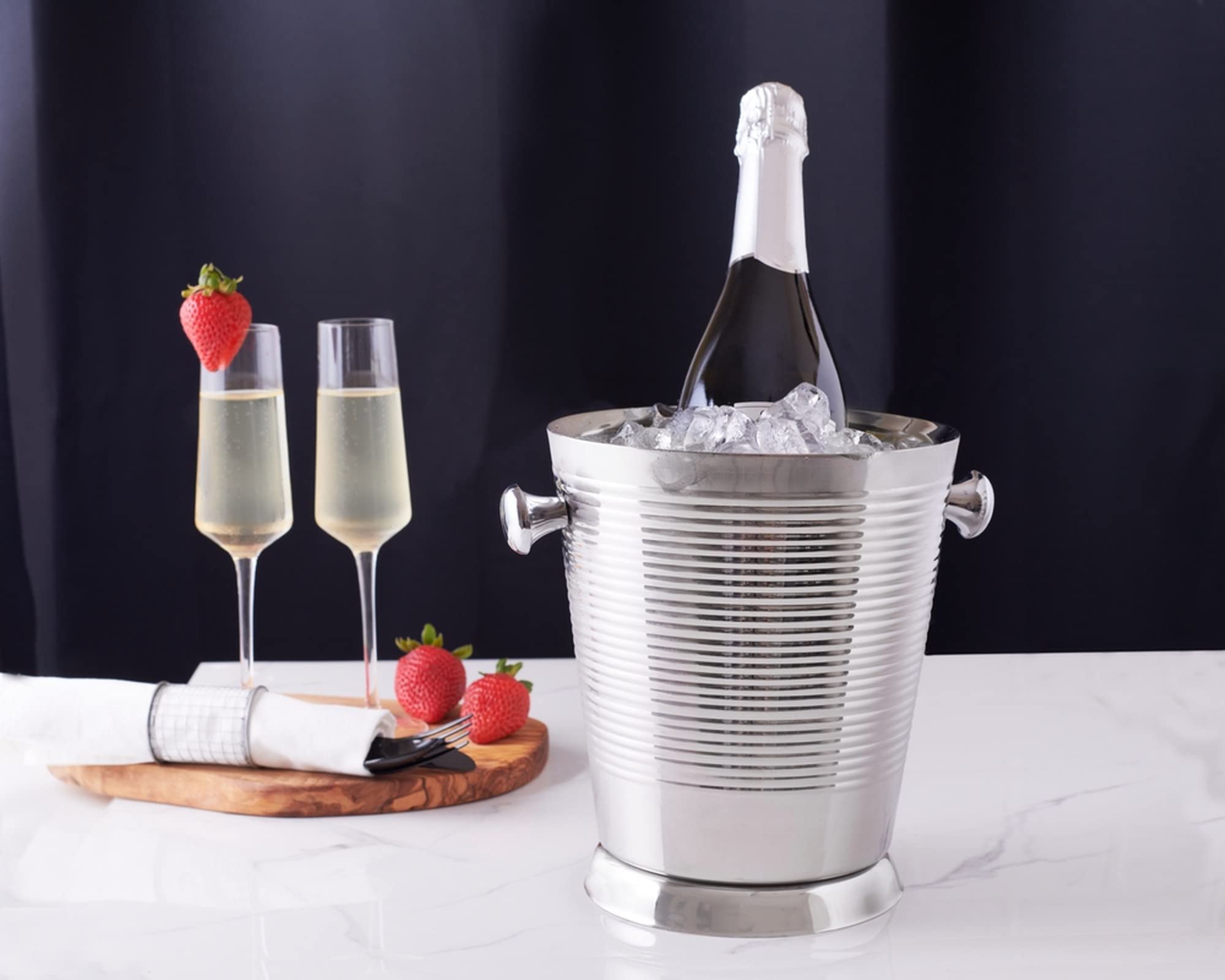 Sol Living Champagne Bucket - Double Wall Insulated Stainless Steel - Wine & Champagne Holder - Portable Chiller Bin for Bars, Parties, Commercial Use - Ribbed, 3.6 Qt