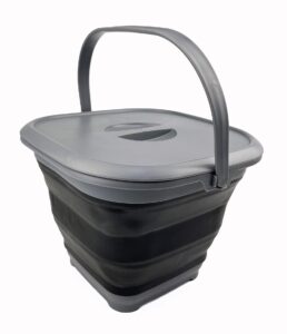 sammart 8.5l (2.2 gallon) collapsible square handy bucket with lid/foldable square water pail with lid/portable tub with handle and lid (grey/black)