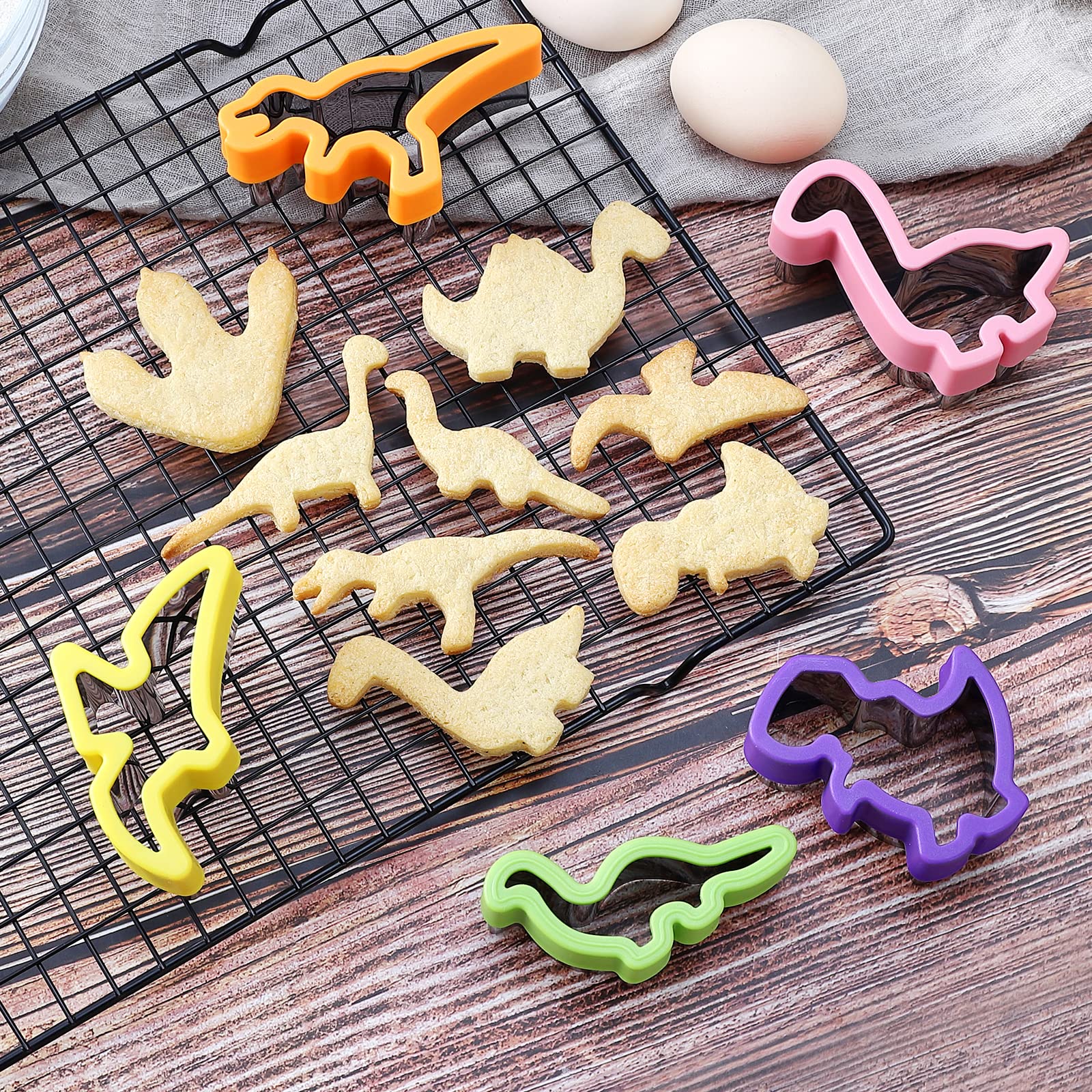 MUYIYAMEI 8pcs Dinosaur Cookie Cutter Set - Stainless steel Sandwich Cookie Food Cutter Molds, Kitchen Baking, Cookies, Sandwiches, Children's Dinosaur Themed Birthday Party.