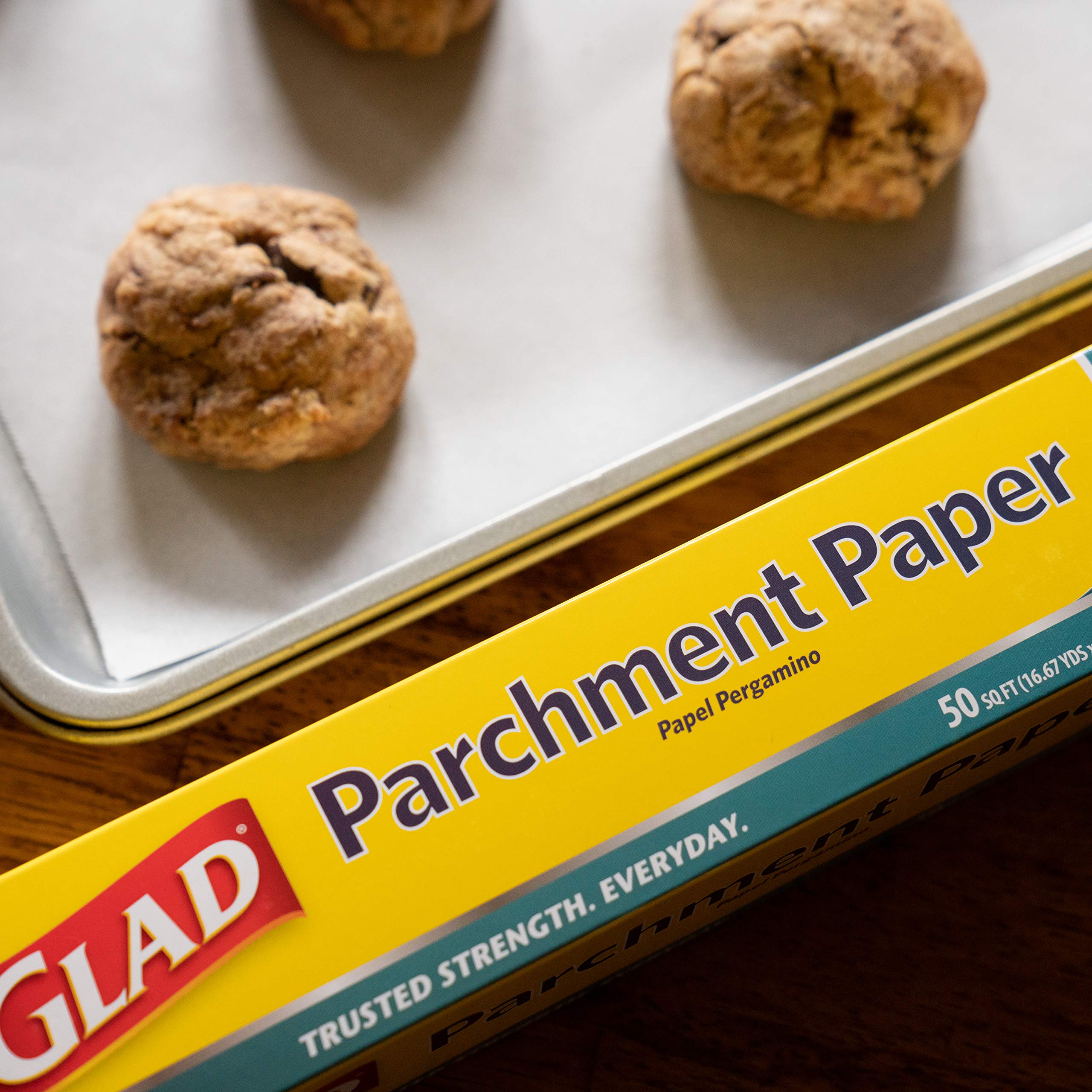 Glad Parchment Paper for Baking | Rolled Parchment Paper for Baking and Food Storage | 50 Square Feet White Parchment Baking Paper from Glad for Everyday Use