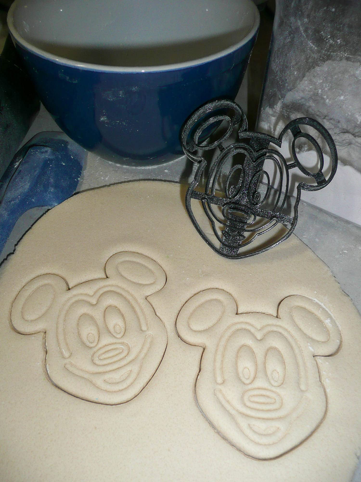 THEMED MAGICAL MOUSE AND FRIENDS FACE SET OF 6 COOKIE CUTTERS MADE IN USA PR1569