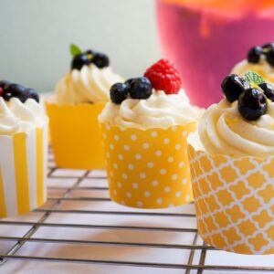BAKE-IN-CUP 50-Pack Paper Baking Cups, Greaseproof Disposable Cupcake Muffin Liners (Large, Yellow Polka Dots)
