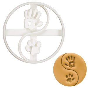 yin yang dog paw print and human hand cookie cutter, 1 piece - bakerlogy