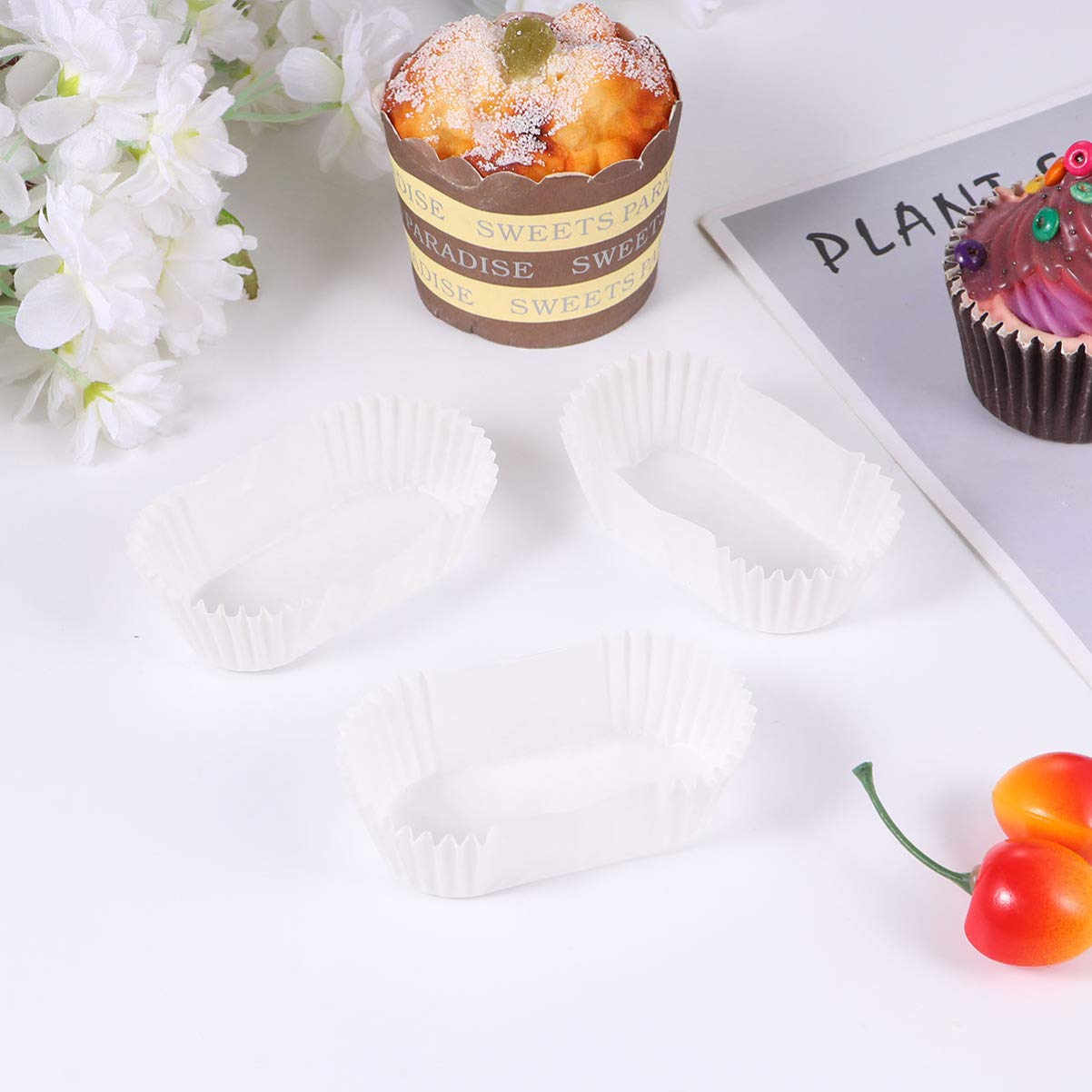 BESTonZON Oval Cake Paper Cups: Disposable Baking Cups Liners Grease Proof Cupcake Wrappers Muffin Holders Pastry Cake Cups for Holiday Party Mousse Cream Dessert Tart Mini Snacks