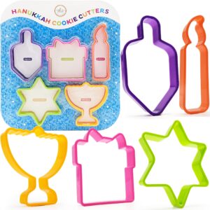 hanukkah shaped cookie cutters, five hanukkah shaped cookie cutters - menorah, dreidel, maccabee, star of david, maccabee shield (single)