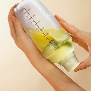 4 Pcs 700CC/24Oz Plastic Cocktail Shaker Drink Mixer Hand Shaker Cup with Scales Transparent(4, 700cc)