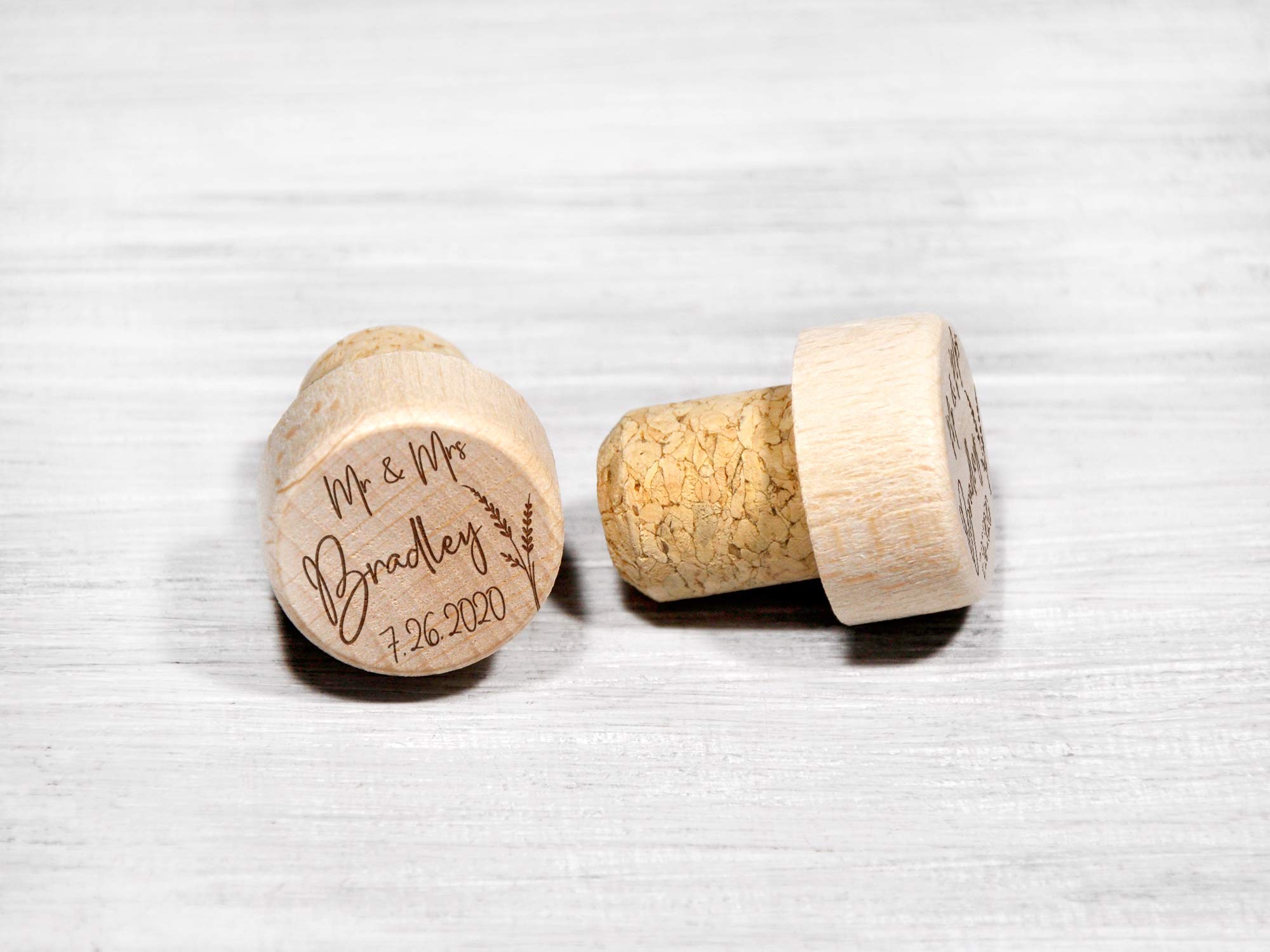 Custom Wine Stopper Personalized Party Favors Etched Wine Corks Housewarming Gift for Couple Engraved Wine Bottle Toppers Keepsake Gift Wine Gifts Personalized Wedding Gift Wine Stoppers Bulk