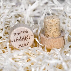 Custom Wine Stopper Personalized Party Favors Etched Wine Corks Housewarming Gift for Couple Engraved Wine Bottle Toppers Keepsake Gift Wine Gifts Personalized Wedding Gift Wine Stoppers Bulk