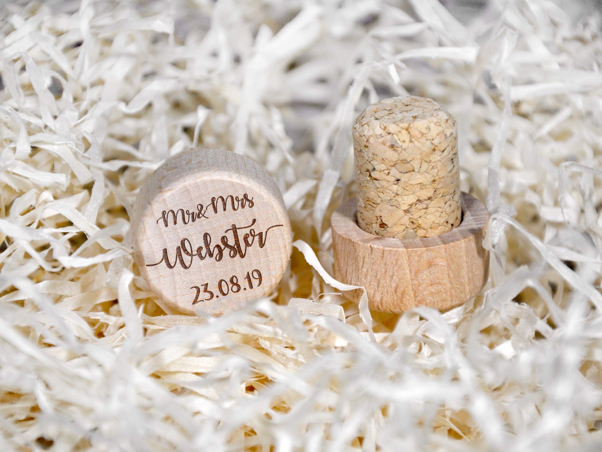 Custom Wine Stopper Personalized Party Favors Etched Wine Corks Housewarming Gift for Couple Engraved Wine Bottle Toppers Keepsake Gift Wine Gifts Personalized Wedding Gift Wine Stoppers Bulk