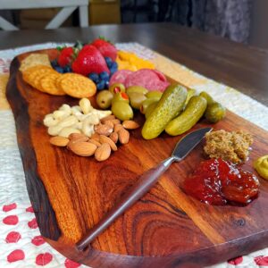 FEATHERLEE - Extra Large Premium Natural Live Edge Acacia Charcuterie Cheese Board Serving and Cutting Tray with Round Handle