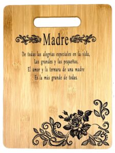 gift for mom spanish-regalo para el mamá-tabla de cortar de bambú grabada única-mother gift in spanish bamboo cutting board (22x30cm)