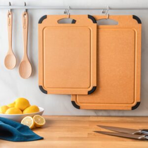Chef Pomodoro Wood Cutting Board for Kitchen, Dishwasher Safe, Dual-sided with Juice Groove, Non-porous Non-slip Scratch-resistant Surface, Easy Grip Handle, 14.5 x 11 inches