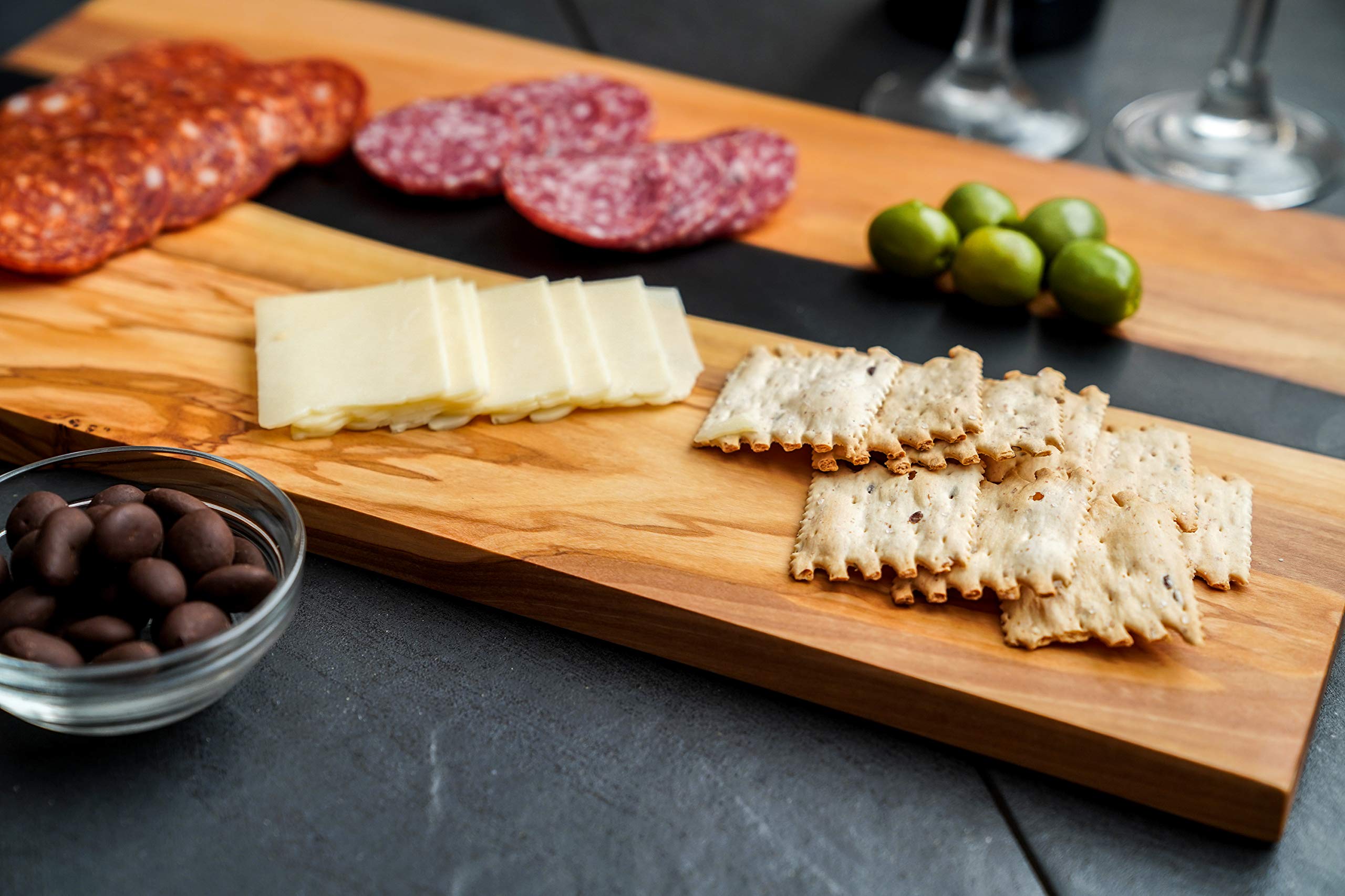 Italian Oliver Wood Cheese board, Charcuterie board Resin board, Kitchen decor, Resin art, Epoxy (Black Zircon)