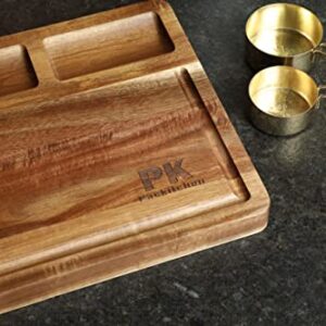 Acacia Wood Cutting Board with Compartments, Cutting Board with Juice Grooves, Charcuterie Board for Meat, Cheese, and Vegetables (Small)