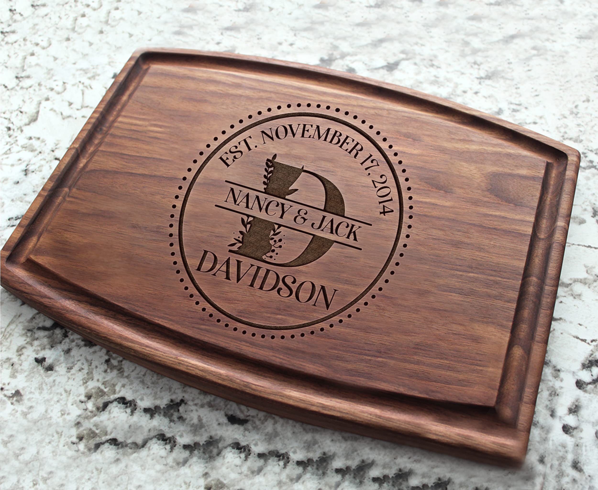 Personalized Mr & Mrs Cutting Board Wedding Gifts for Couple Custom Cutting Board Engraved Arched