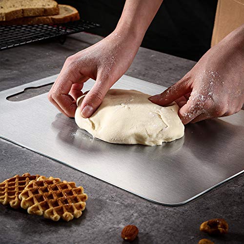 DELILONG This stainless steel cutting board is perfect for cutting cheese, chopping vegetables, and slicing pizza. It's also great for camping trips.