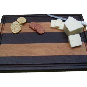 Farmhouse Collection Large Cutting Board - Walnut & Cherry