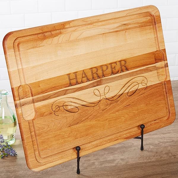 Personalization Universe Classic Kitchen Personalized Hardwood Cutting Board, with Juice Well and Grip Handles, Ideal for Charcuterie Boards and Wedding or Housewarming Gifts - 15" X 21"