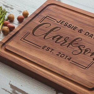 Personalized Mr and Mrs Cutting Board Wedding Gift for Couple Custom Cutting Board Housewarming Gift