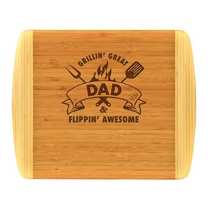 dad gift – grillin great engraved 2-tone bamboo cutting board custom made for grilling fathers day birthday christmas grandpa pop pop gifts from grandkids grandchildren (11.5x13.5)