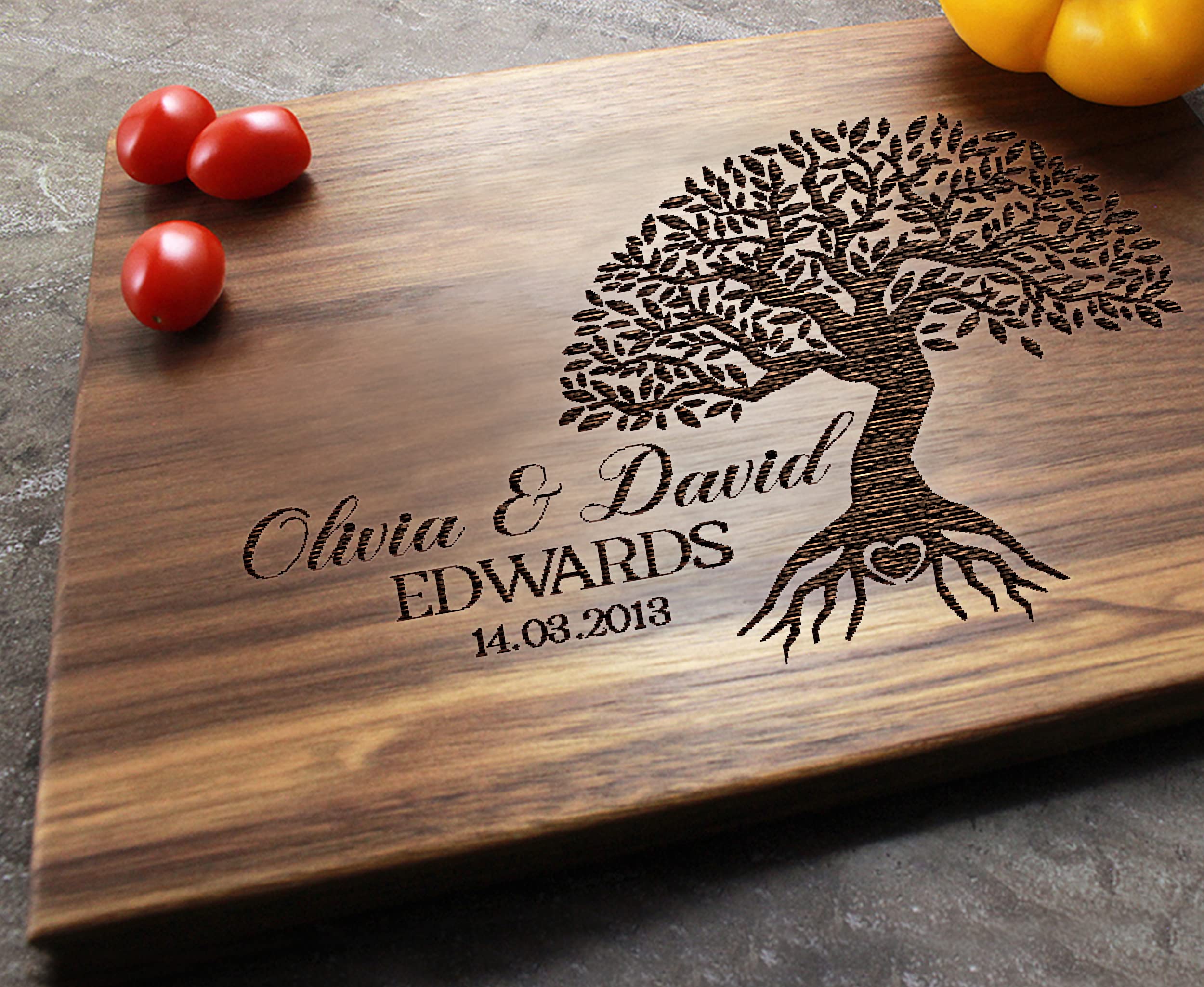 Personalized Family Tree Cutting Board Wedding Gift for Couple Engraved Custom Family Chopping Board