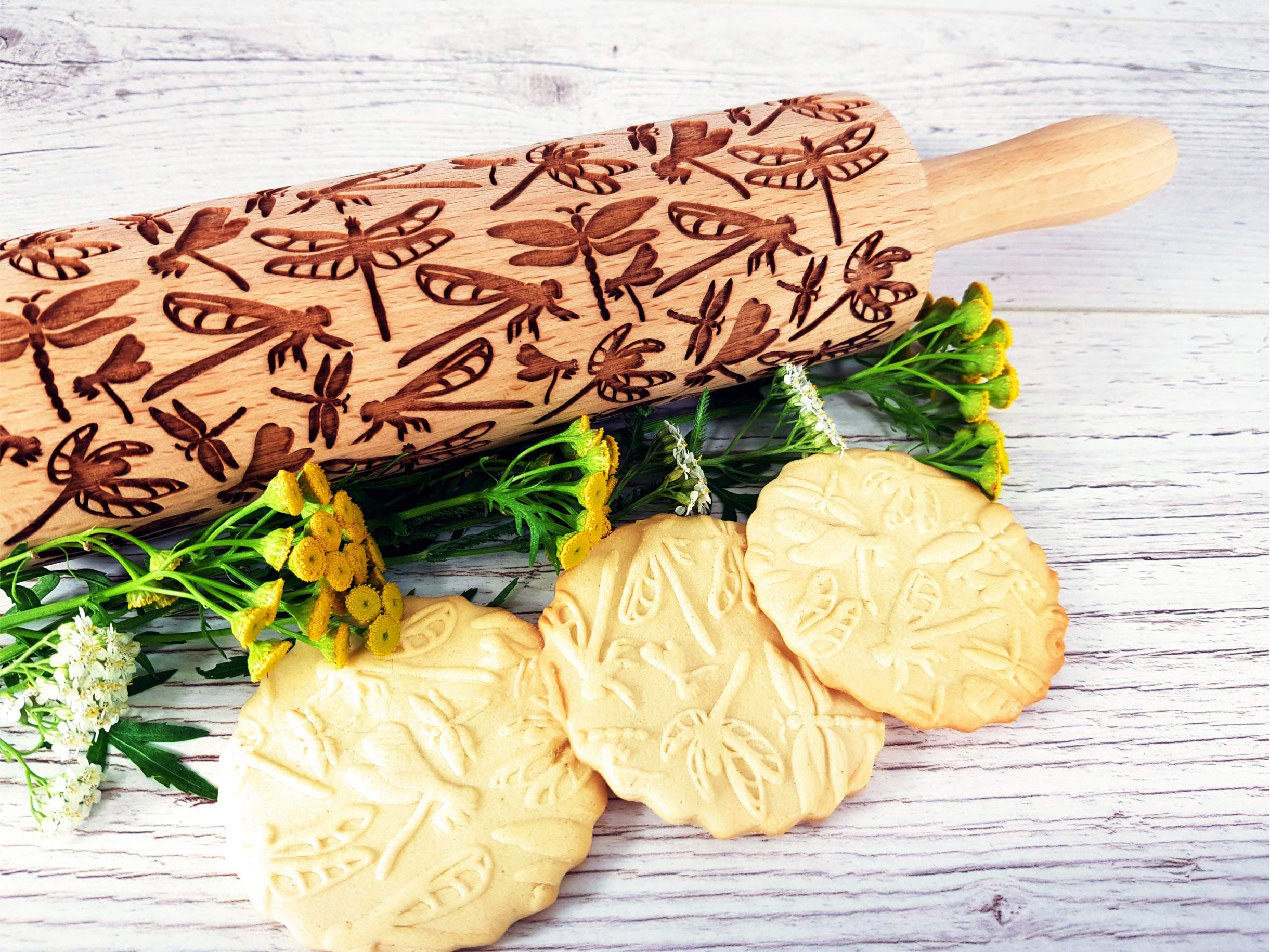 DRAGONFLY EMBOSSING ROLLING PIN WOODEN EMBOSSING ROLLING PIN with DRAGONFLY for EMBOSSED COOKIES GIFT for MOTHER FRIEND