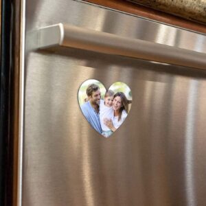 Customized Picture Magnet Heart Shape Personalized Photo Fridge Magnets Add Your Image Text Logo, Kitchen Office Whiteboard Locker Refrigerator Magnets Travel Gift Souvenir Home Decoration