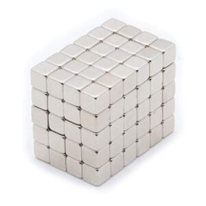 RUTILISM 50 Pcs 5x5x5mm refrigerator square magnet for work or office, scientific purposes, arts and crafts or school classrooms, etc.