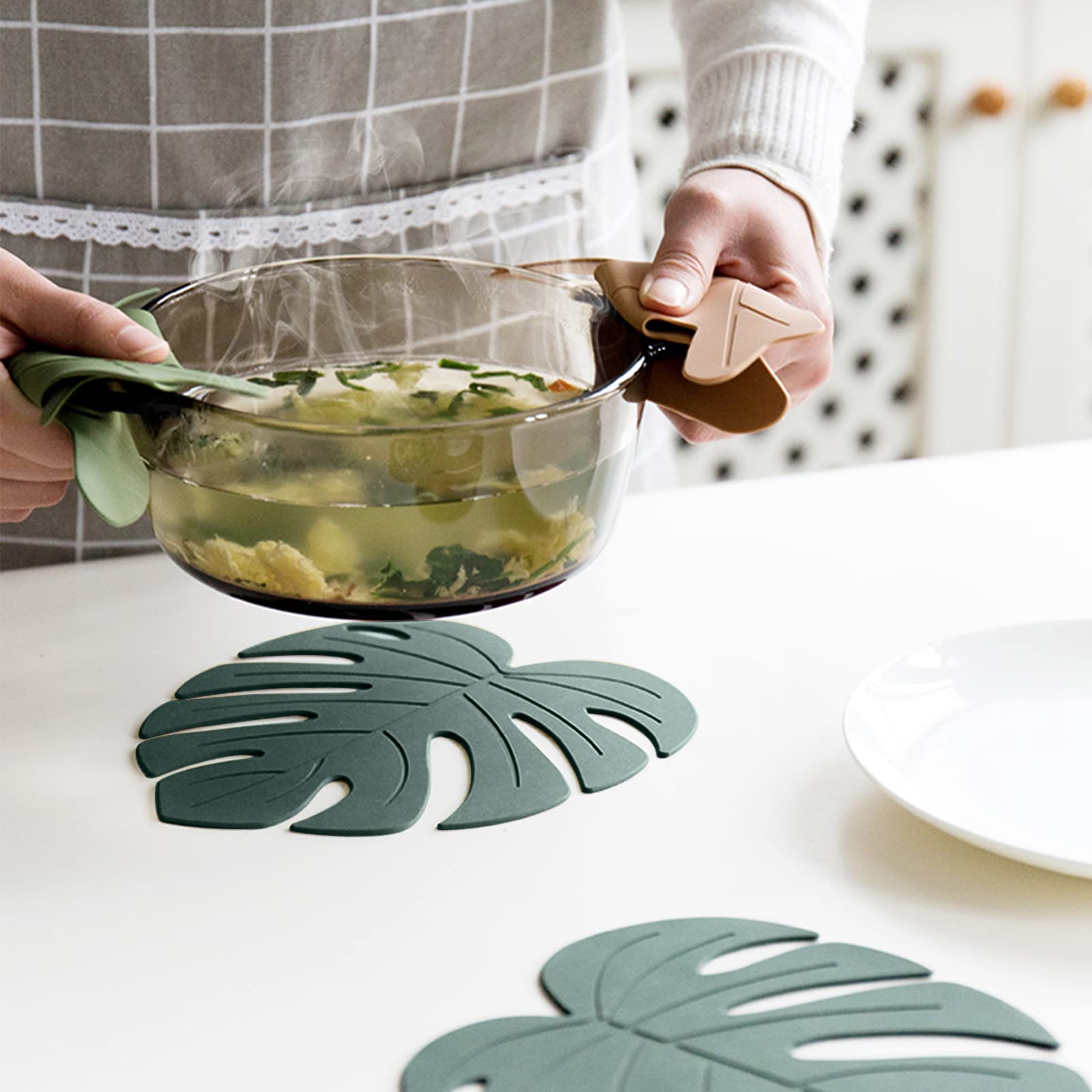 Silicone Trivet Mat Set of 2, Monstera Hot Pot Holder Hot Pads for Table and Countertop, Soft Rubber Multi-Use Trivets for Pots & Hot Dish, Non Slip Coasters (Large, Monstera)