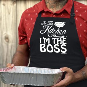 In This Kitchen I'm The Boss Funny Apron for Kitchen Two Pocket Apron Black [PPP]