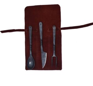 viking traders hand-forged blacksmith medieval dining hall eating/feasting utensils set of 3 piece functional fork knife and spoon medieval eating set, with genuine leather pouch for easy carrying.