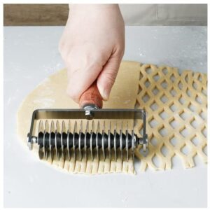 XIZHI Stainless Steel Dough Lattice Top Cookie Stainless Steel Baking Tool Cake Bread Net Knife Baking Tool Cake Bread Net Knife Holder Wooden Handle for Pizza Cookie Pie Pastry Bread