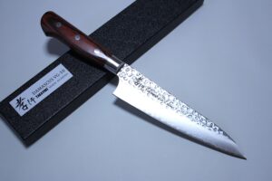 sakai takayuki hammered damascus 33 layer vg-10 japanese gyuto chef knife 180mm
