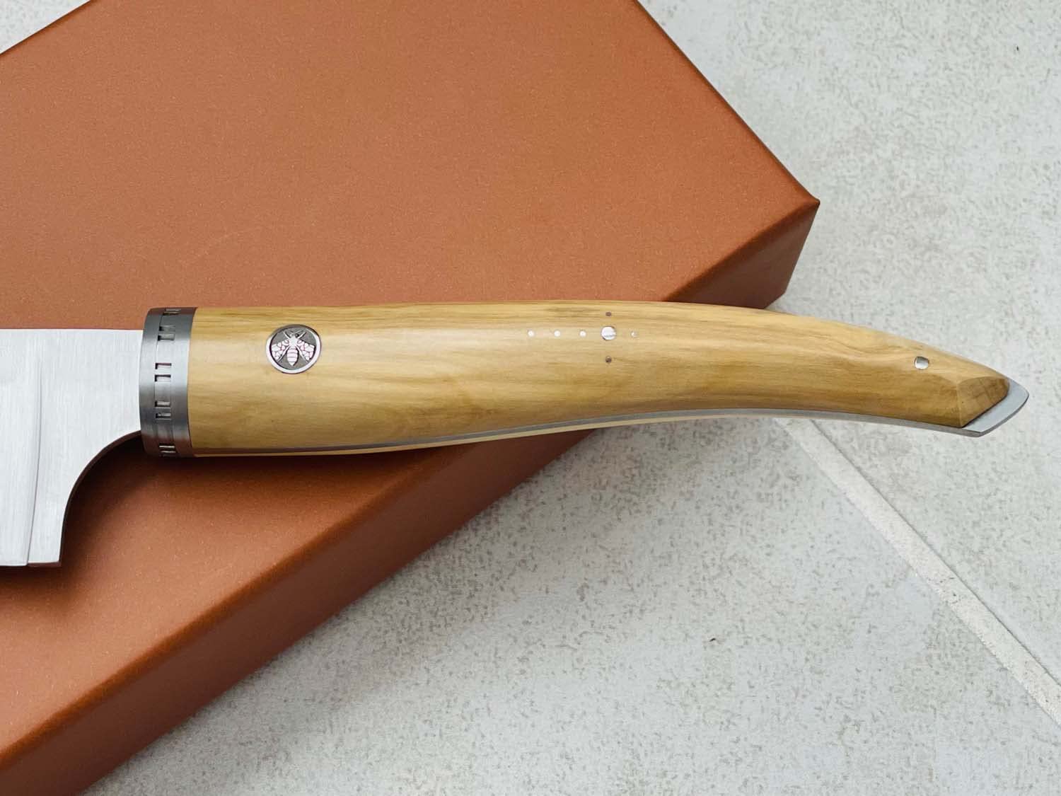 Laguiole en Aubrac Cuisine Gourmet Stainless Fully Forged Steel Made In France Cook's Chef 's Knife, 8-in / 20.3cm (Boxwood Handle)